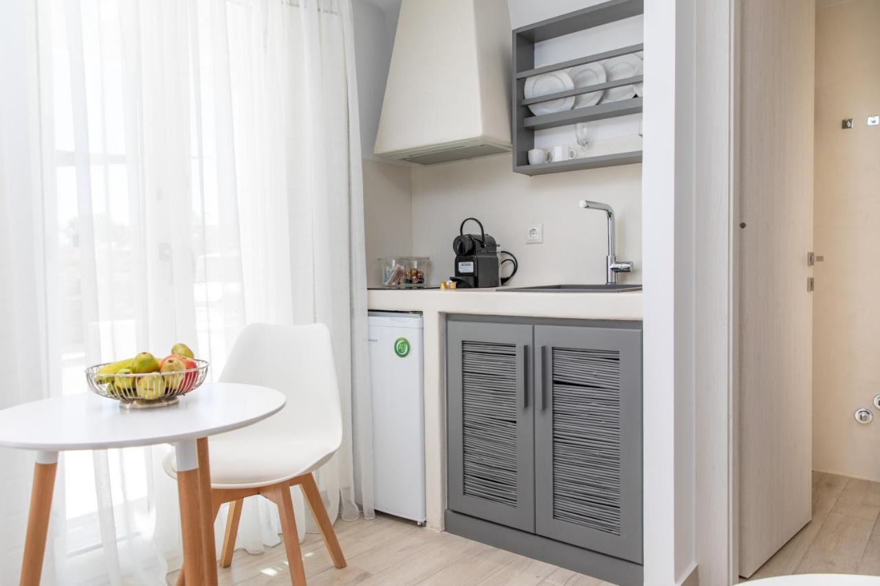 Marina'S Suites Naxos City Экстерьер фото